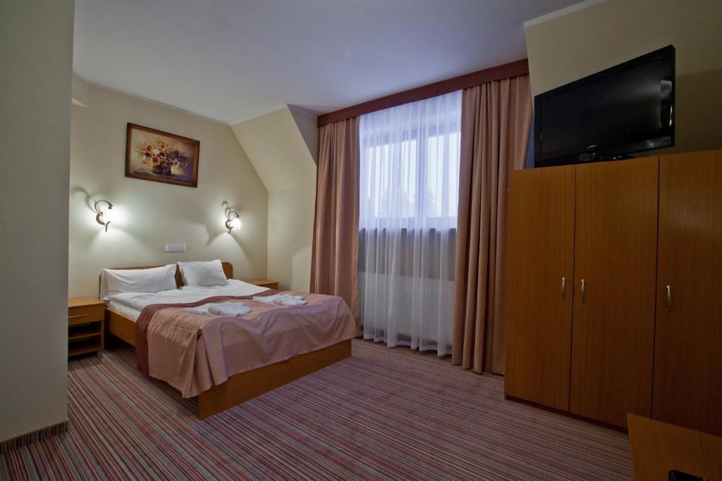 Отель Hotel Willa Pod Skocznią Закопане-53